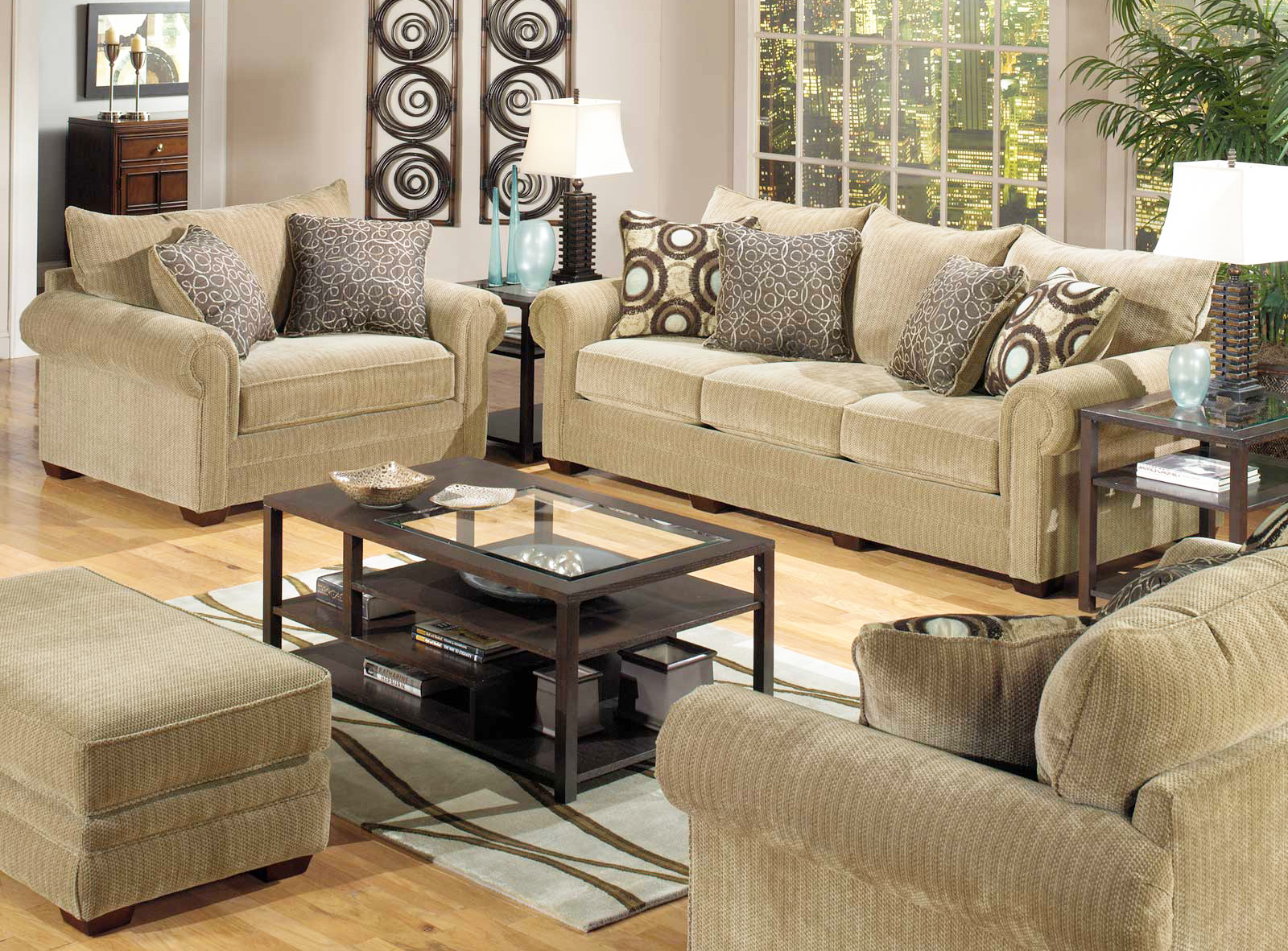 Three Furniture Arrangement Tips that Will Make Room Looks Bigger | Roy