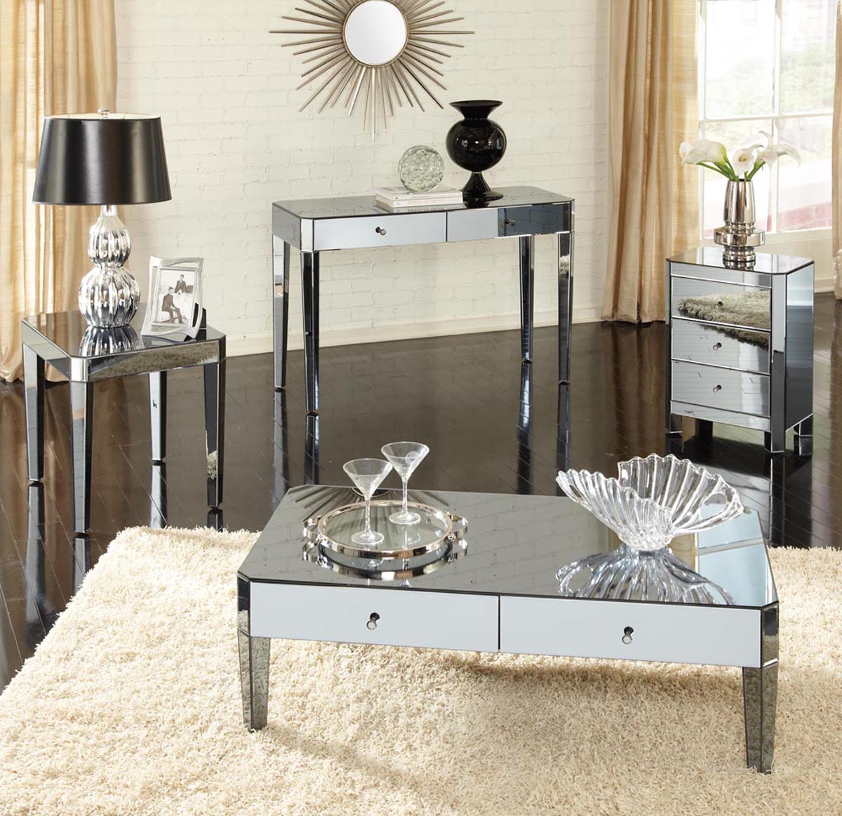 Simple Coffee Table Setting Ideas for Small Bedroom