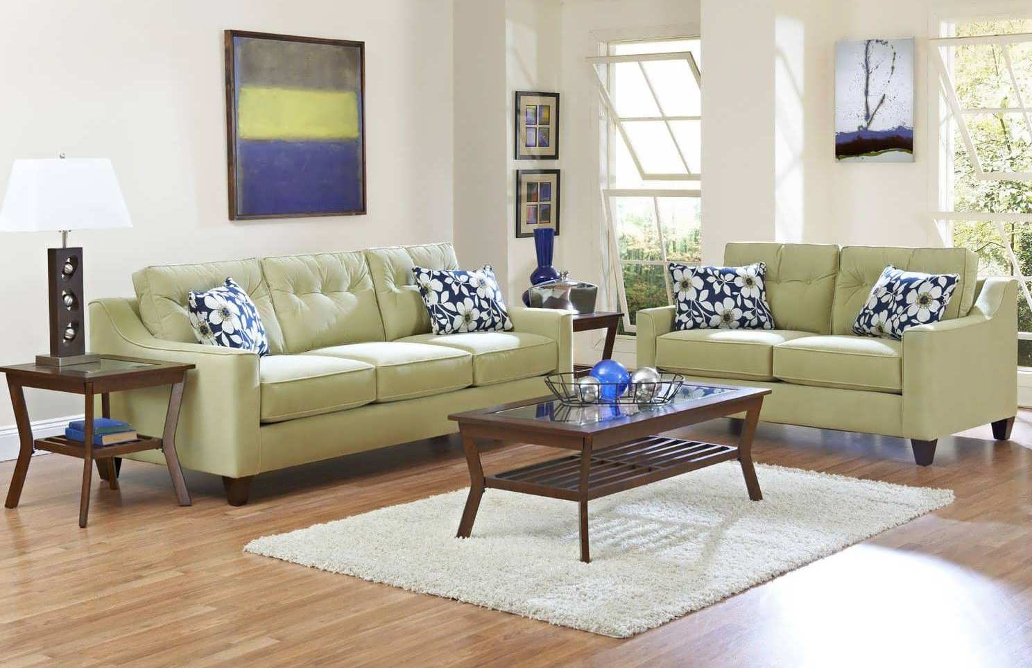 living room furniture setting