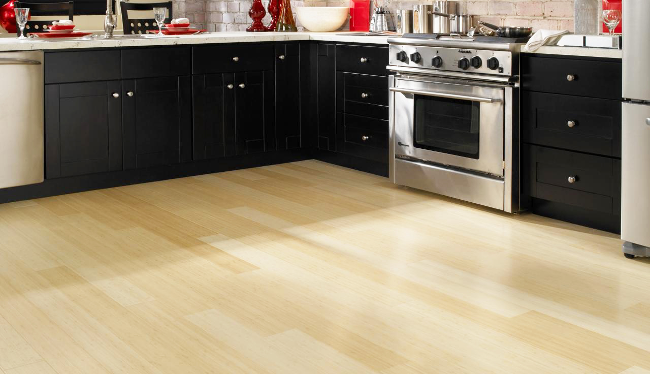 Kitchen floor remodel ideas to get best kitchen floor coverings and make beautiful kitchen floor tiles for interior home design with pictures