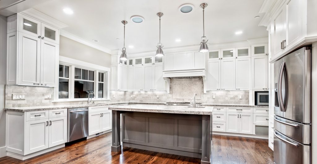 Kitchen Cabinets Decorators White Liances Tips And Review Decorators White Kitchen Cabinets Cabinet For Great Looking Decor 14595