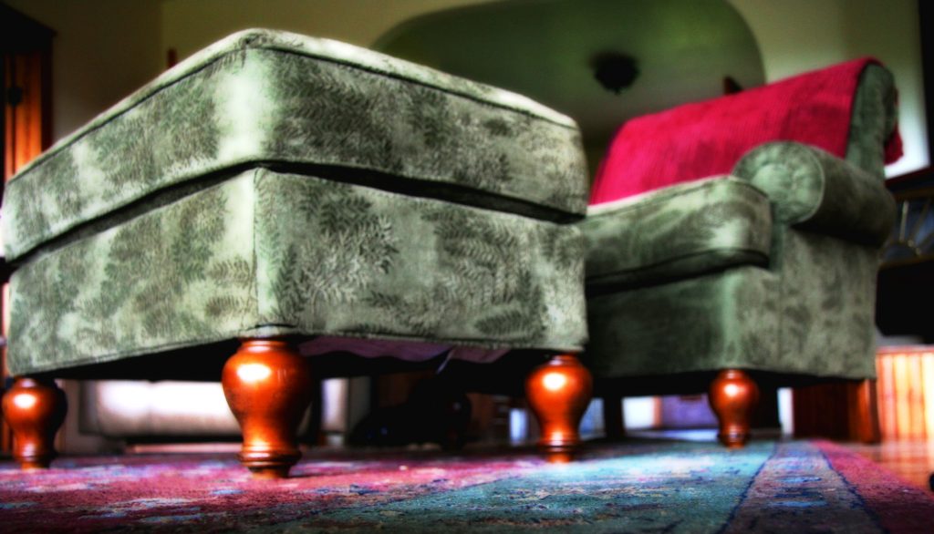 When Comfort Meets Practical in Ottoman Chair with Storage
