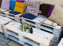 Outdoor-furniture-wooden-pallet-for-Patio-Outdoor-Table-Furniture-Rustic-with-teak-pallet-outdoor-furniture-design