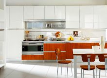 italian-kitchen-design-ideas-with-modern-italian-kitchen-design-pictures-in-white-kitchen-cabinet-design-built-in-modern-oven