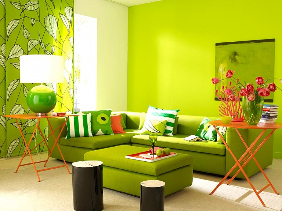 awesome green living room with small wooden table lamps ideas