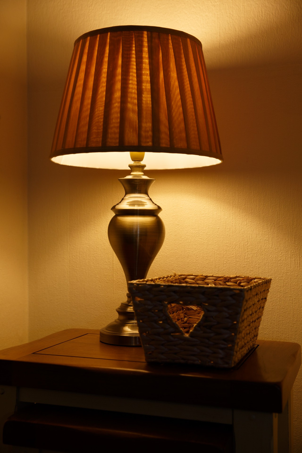 Living Room Table Lamps Decor Ideas for Small Living Room