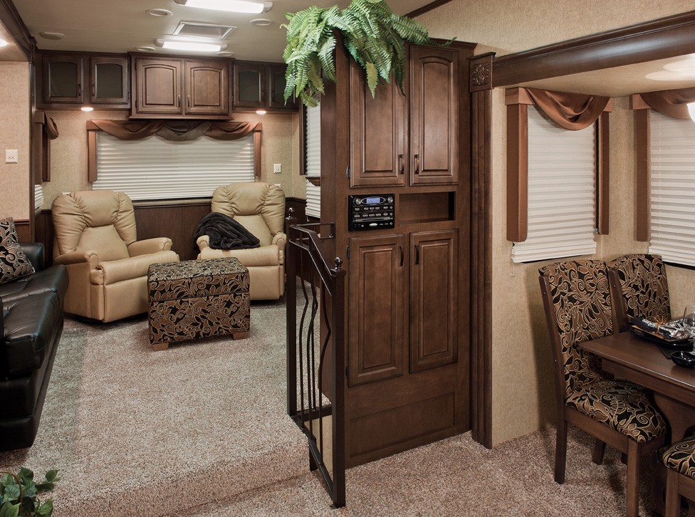 fifth wheel campers with front living rooms 17