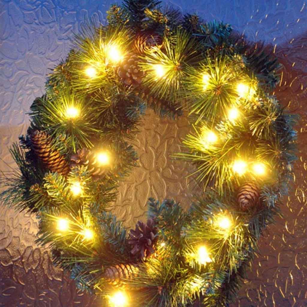 Cute Christmas Door Wreaths Ideas You Should Adopt ASAP | Christmas Door Wreaths