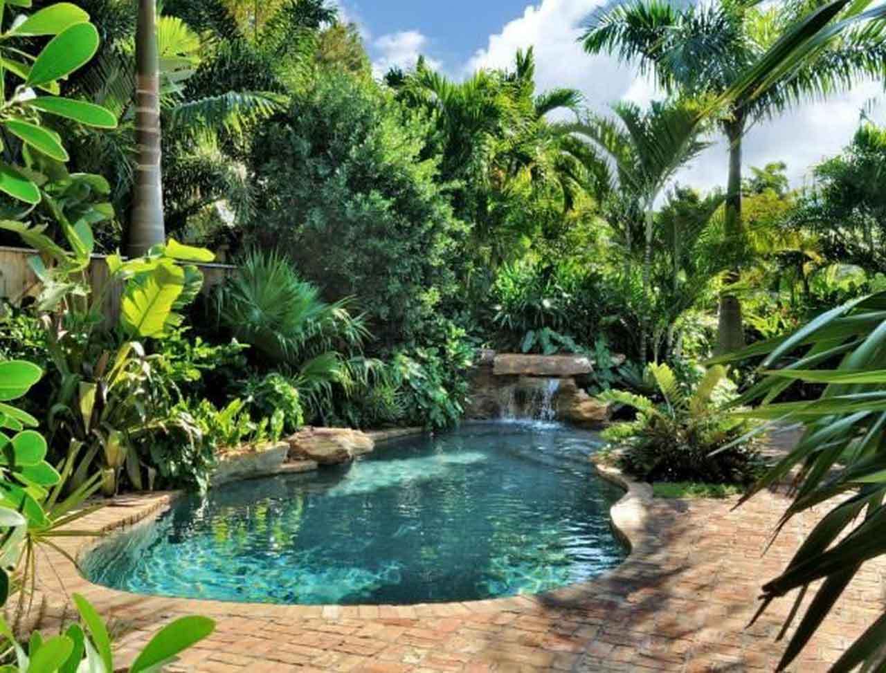 7 Unbelievable Facts About Inground Pool Fountains | Roy Home Design