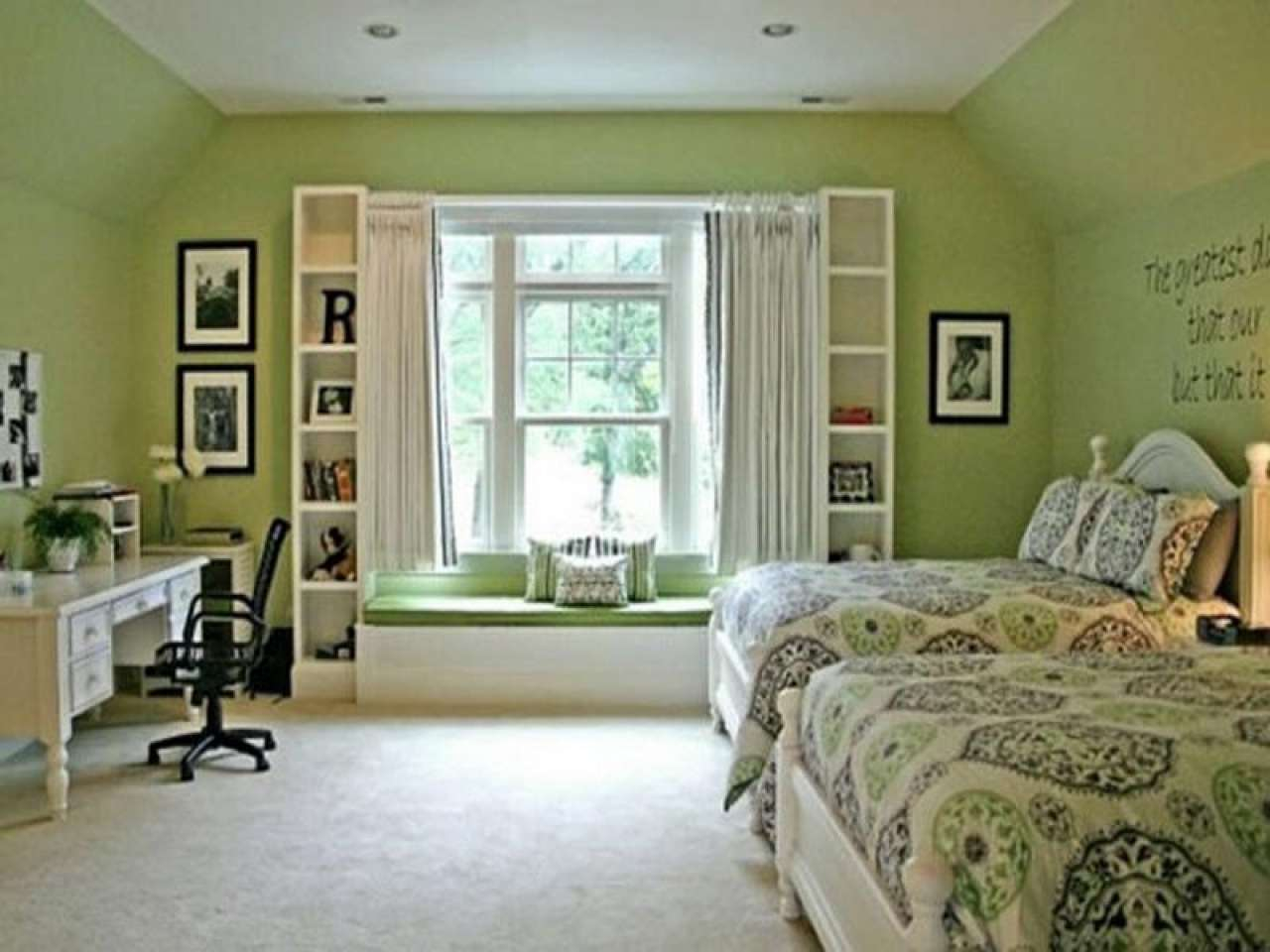 Interior Design Ideas Bedroom with Maximum Relaxation Support