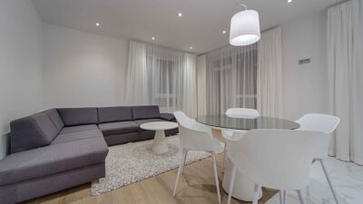 Tips On How To Arrange A Sectional Living Room Set You Should Know | Roy Home Design