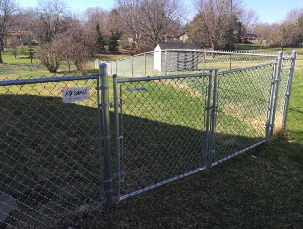 Dog Fences Outdoor DIY To Keep Your Dogs Secure