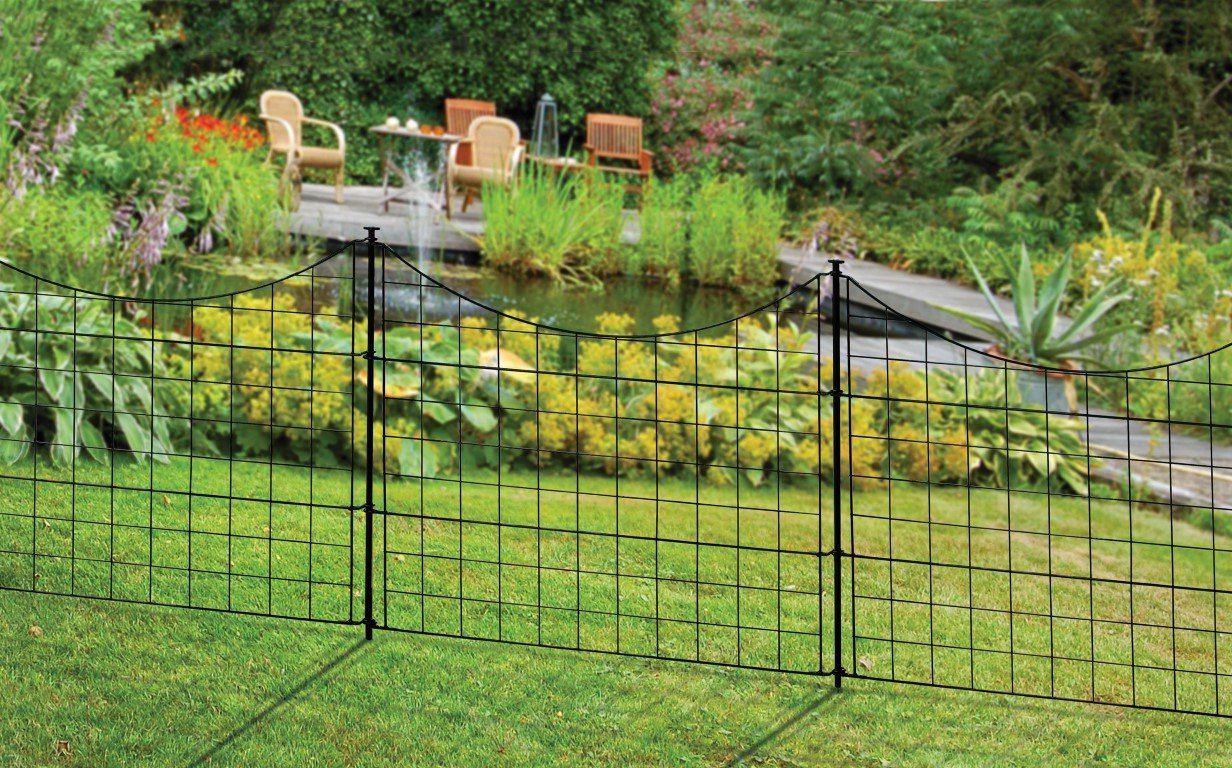 Dog Fences Outdoor DIY To Keep Your Dogs Secure | Roy Home ...