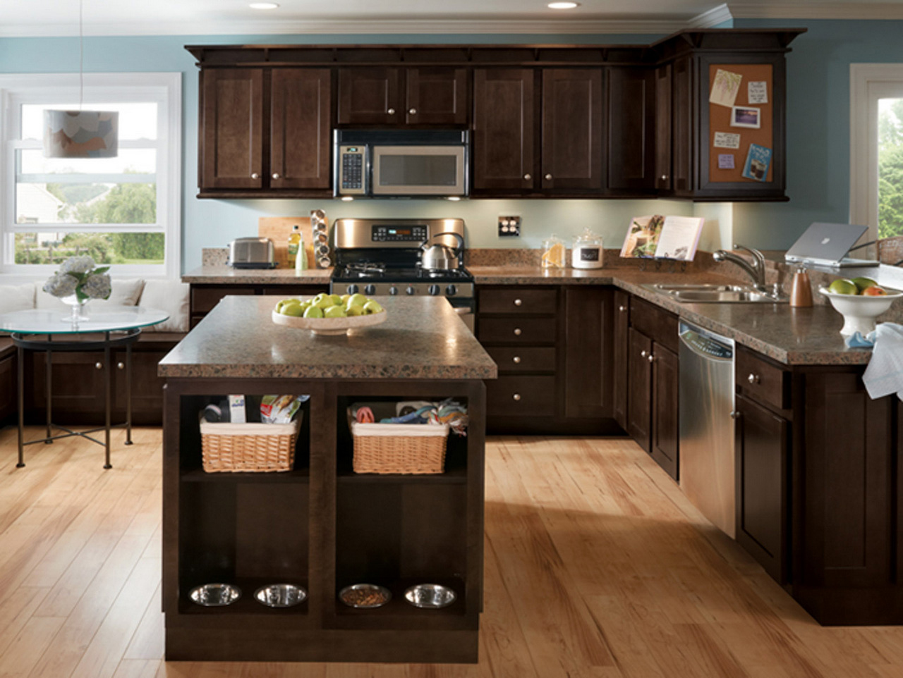 Espresso-Kitchen-Cabinets-espresso color cabinets