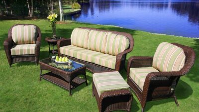 Smith & Hawken Outdoor Furniture for Outdoor Entertaining