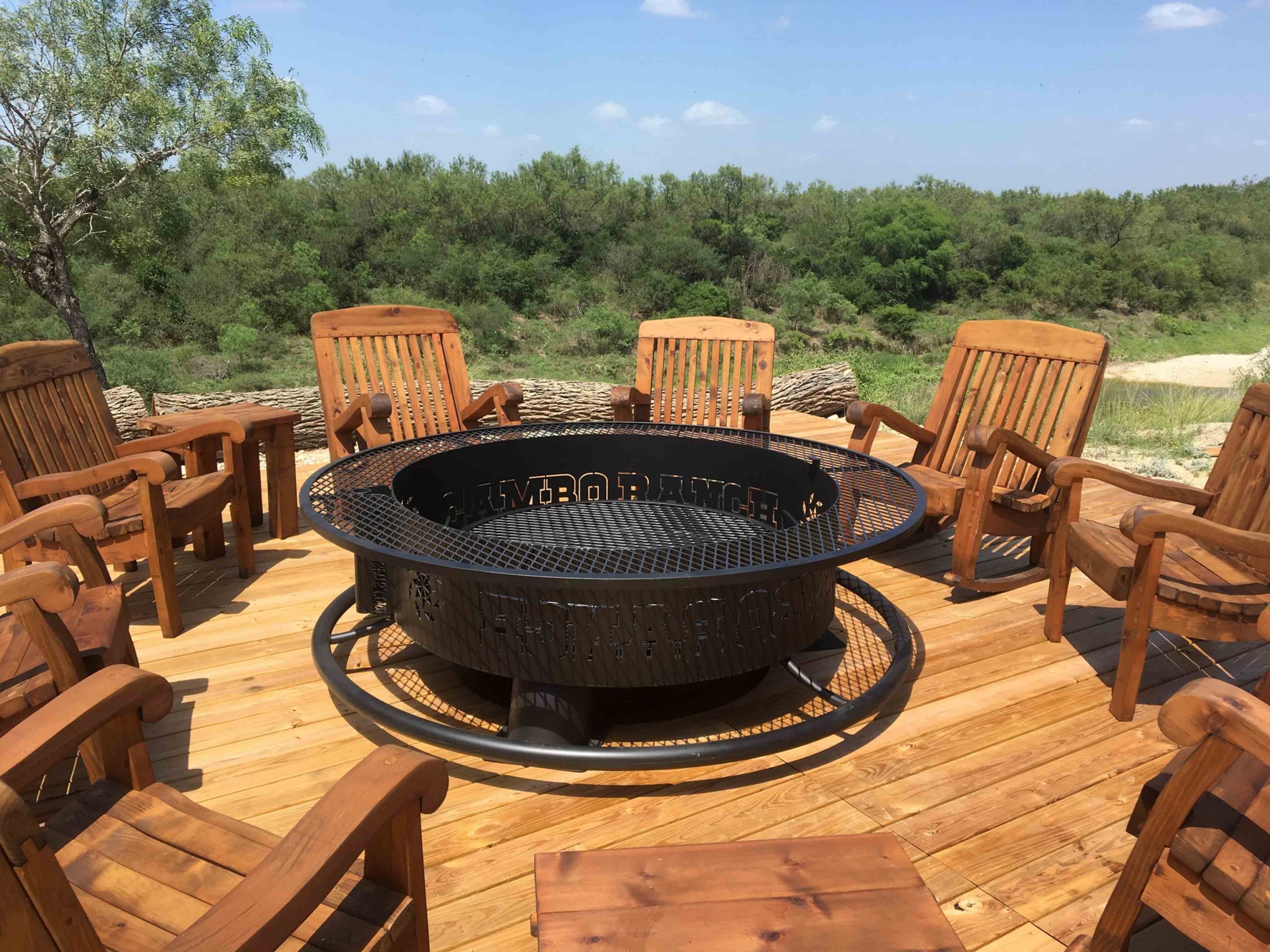 Understanding The Spindle Or Buc ee's Fire Pits That Great For Outdoor Terrace | Roy Home Design