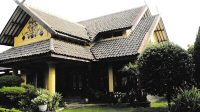 How to Build a Secure Roof Design Construction for Houses | Roy Home Design