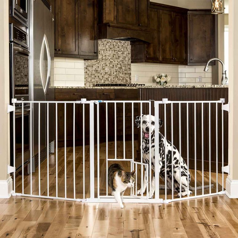 5 IndoorOutdoor Simple And Cheap Fencing For Dogs