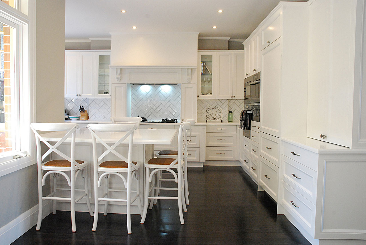 modern-classic-kitchen-white-kitchen-cabinets-ideas-modern-white-kitchen-cabinets