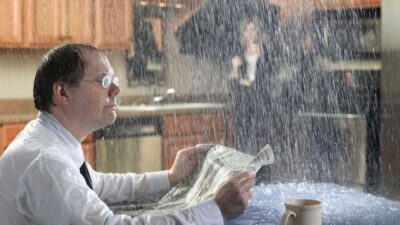 Prevent a Leaky Roof from Water Damage and How to Stop it