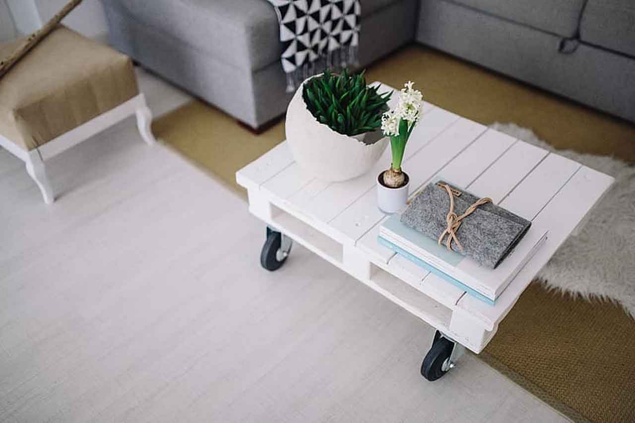 Get to Know the Best Types of Wood to Make Small Wooden Table | Roy Home Design