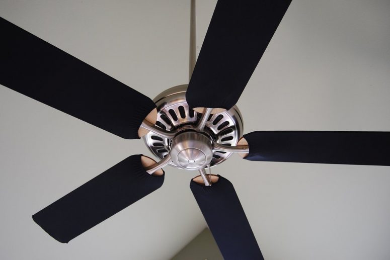 Clean Ceiling Fan Hack 6 Easy Steps Will Change the Way You Clean