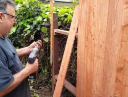 All About How to Build a Dog Ear Fence in Proper Way
