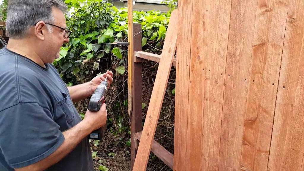 All About How to Build a Dog Ear Fence in Proper Way