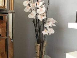 6 Eye-catching Large Floor Vase Filler Ideas You Should Know