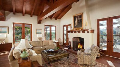 6 Eye-Catching Two Colour Combination for Living Room Walls