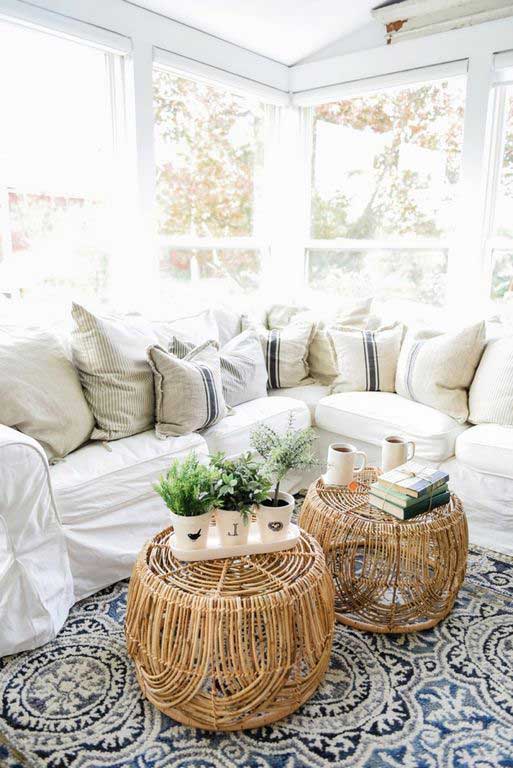 Things to Consider to Buy the Best Round Rattan Coffee Table in Small Size