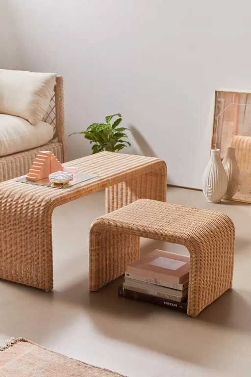 The Recommendations of Coffee Table Ottoman Made from Seagrass