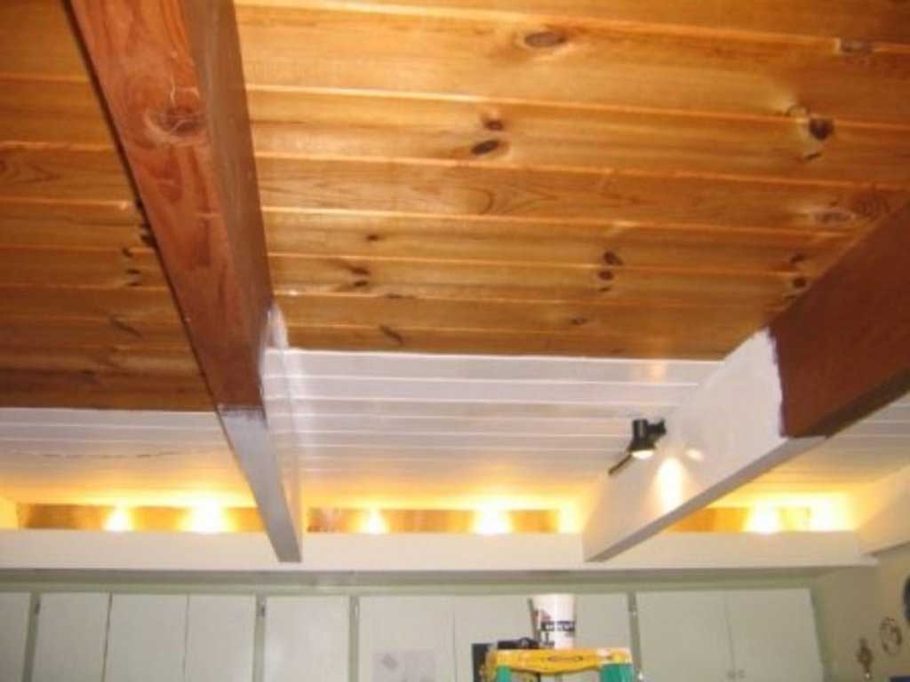 The Right Steps of Cleaning Stained Wooden Ceiling