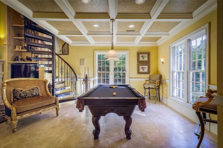 5 Best Interior Ceiling Paint Colors to Make Your Room Lighter and Cozier