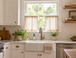 Cafe Curtains Ideas for Small Windows: Stylish Privacy Solutions That Make Small Spaces Feel Bigger